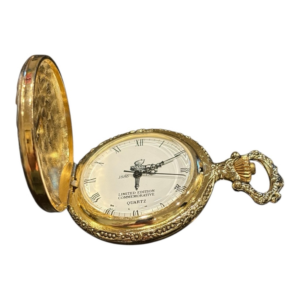 American National Mint Limited Ed. Commemorative Statue of Liberty Pkt Watch
JB4 - Picture 5 of 9